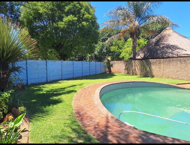 3 BEDROOM HOUSE FOR SALE IN BRENTHURST